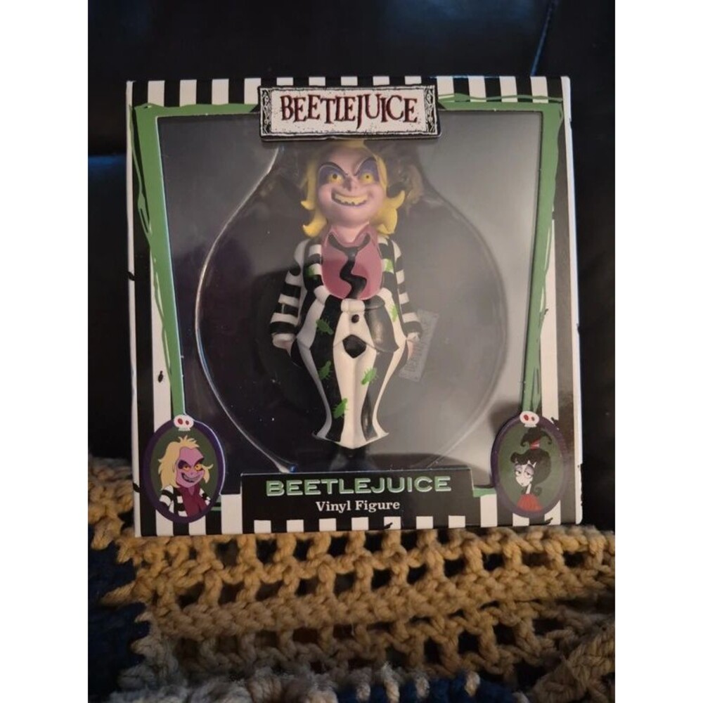 Beetlejuice Vinyl Figure Doll Horror Halloween Merch Toys